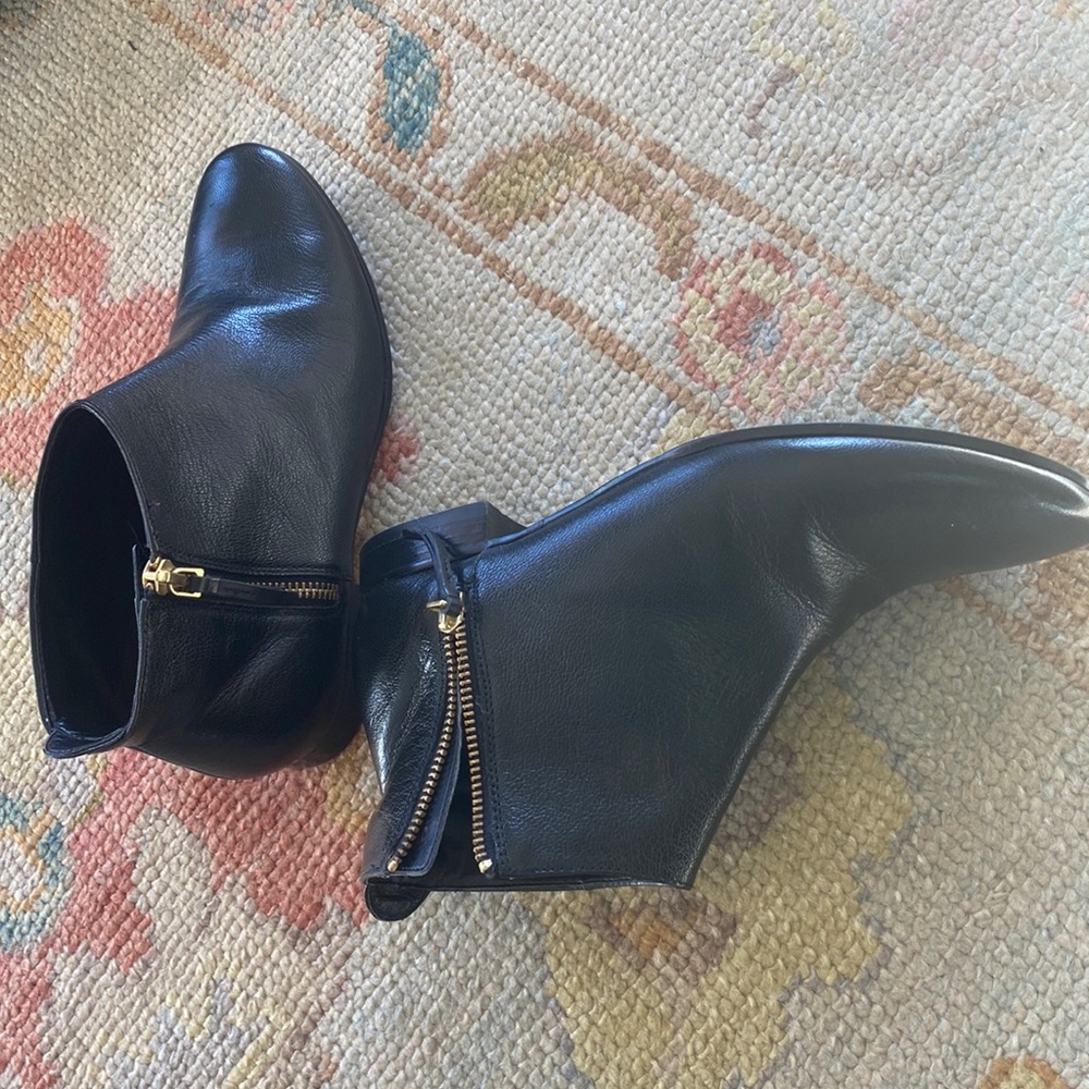 Cole Haan Womens Belmont Leather Ankle Bootie Black 6.5B Side Zip D42454 Fall
